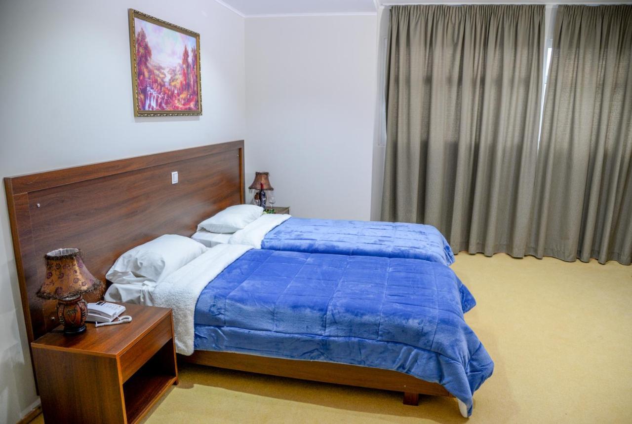 อาร์ตา พาเลซ โฮเต็ล Hotel ภายนอก รูปภาพ